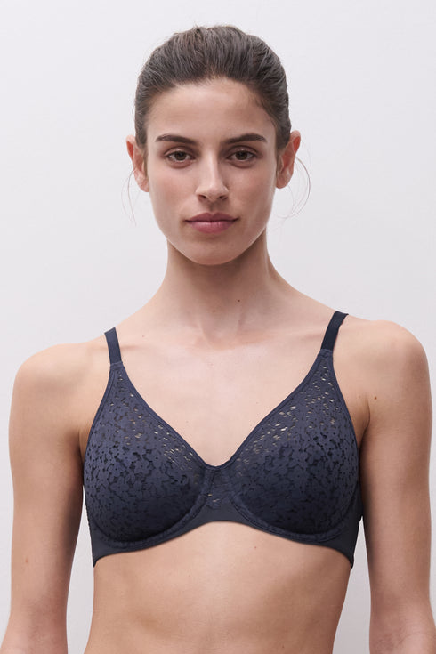 Chantelle Norah Covering Molded Bra